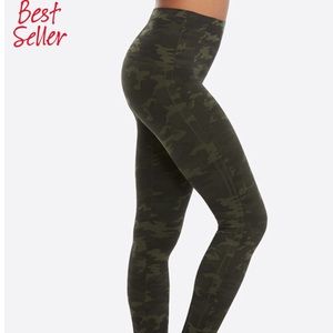 Spanx “look at me now” seamless leggings